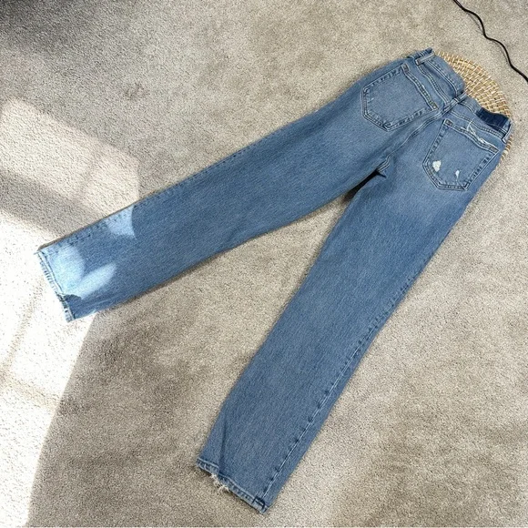 SOLD | Abercrombie & Fitch The ‘90s Straight Ultra High Rise Jeans Criss-Cross - Picture 6 of 15